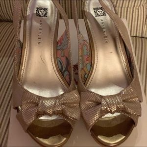 Anne Klein sandals/shoe